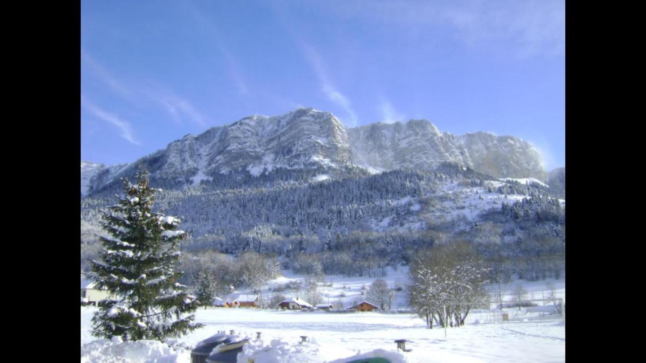 Votre studio balnéo bien-être à la montagne Thollon-les-Memises Exterior foto